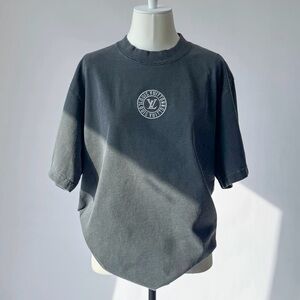 New Boutique LV Embroidered T-shirt